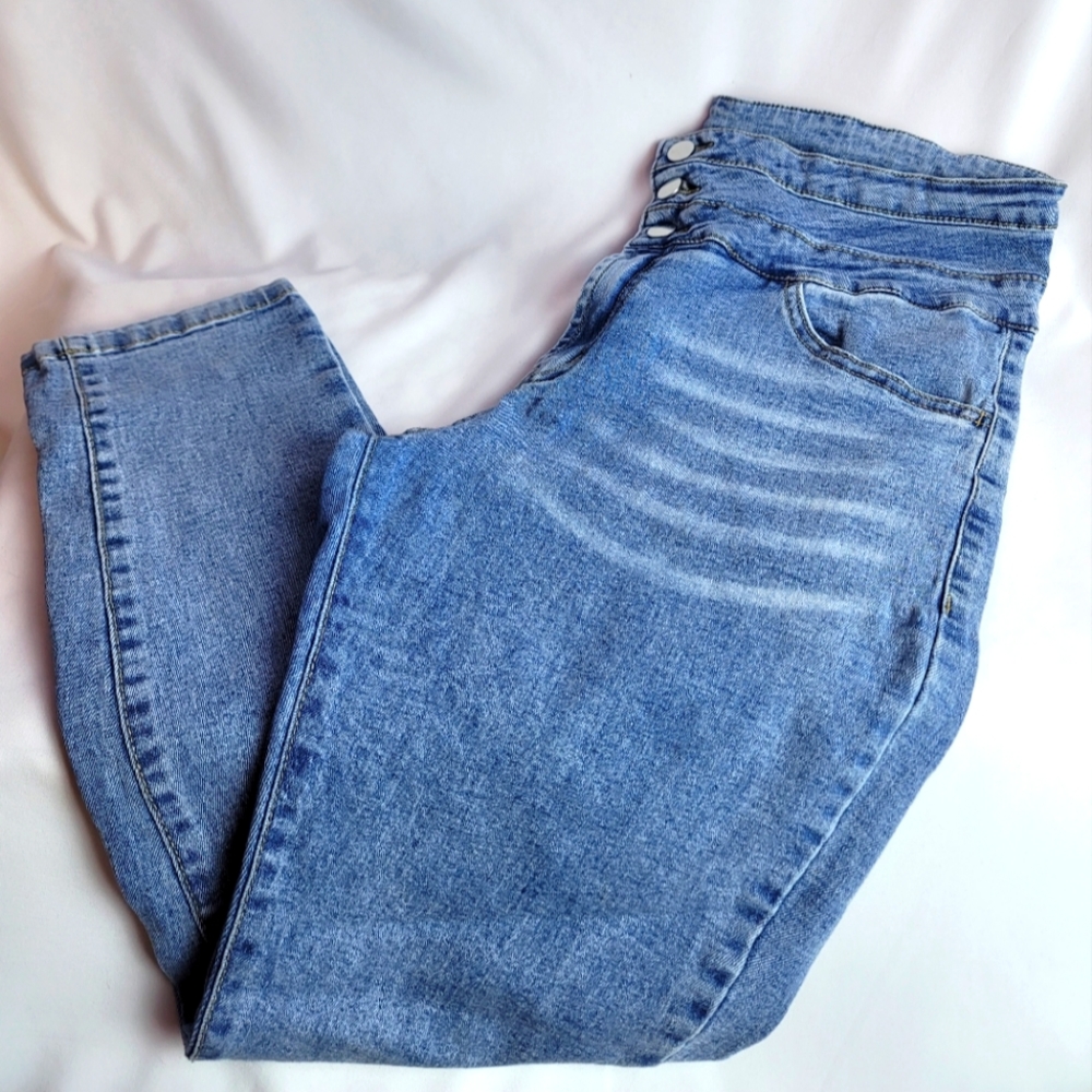 High waist 3 button jeggings